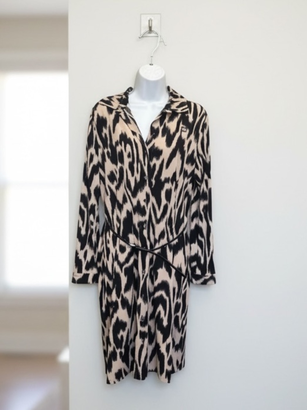 Anne Klein Ikat Print Belted Shirt Dress - Black/Beige - Size  L
